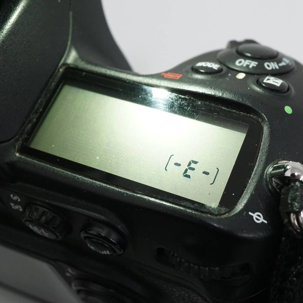 Nikon - Nikon D300 + AF NIKKOR 28-70mm 1:3.5-4.5 D 一眼レフカメラ USED品 レンズキット ニコンFマウント ニッコールレンズ 完動品 CP0332 Nikon D300 + AF NIKKOR 28-70mm 1:3.5-4.5 D 一眼レフカメラ USED品