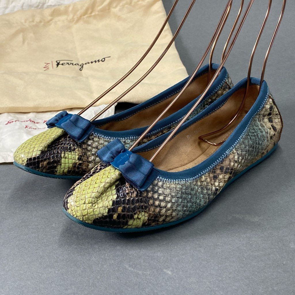 4b28 Salvatore Ferragamo サルヴァトーレフェラガモ イタリア製 4b28 Salvatore Ferragamo サルヴァトーレフェラガモ イタリア製
