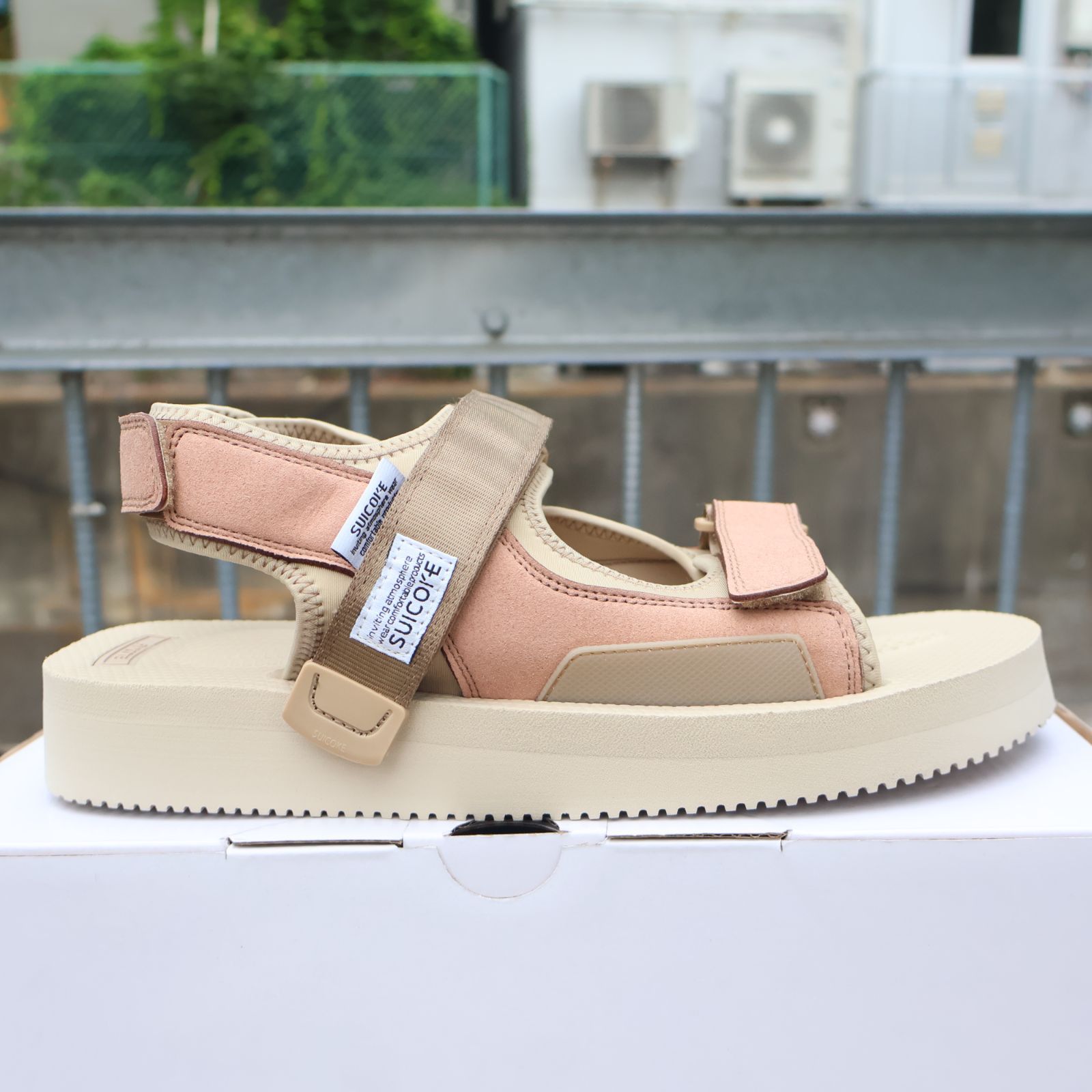 ☆新品・未使用☆SUICOKE サンダル ベージュ - メルカリ