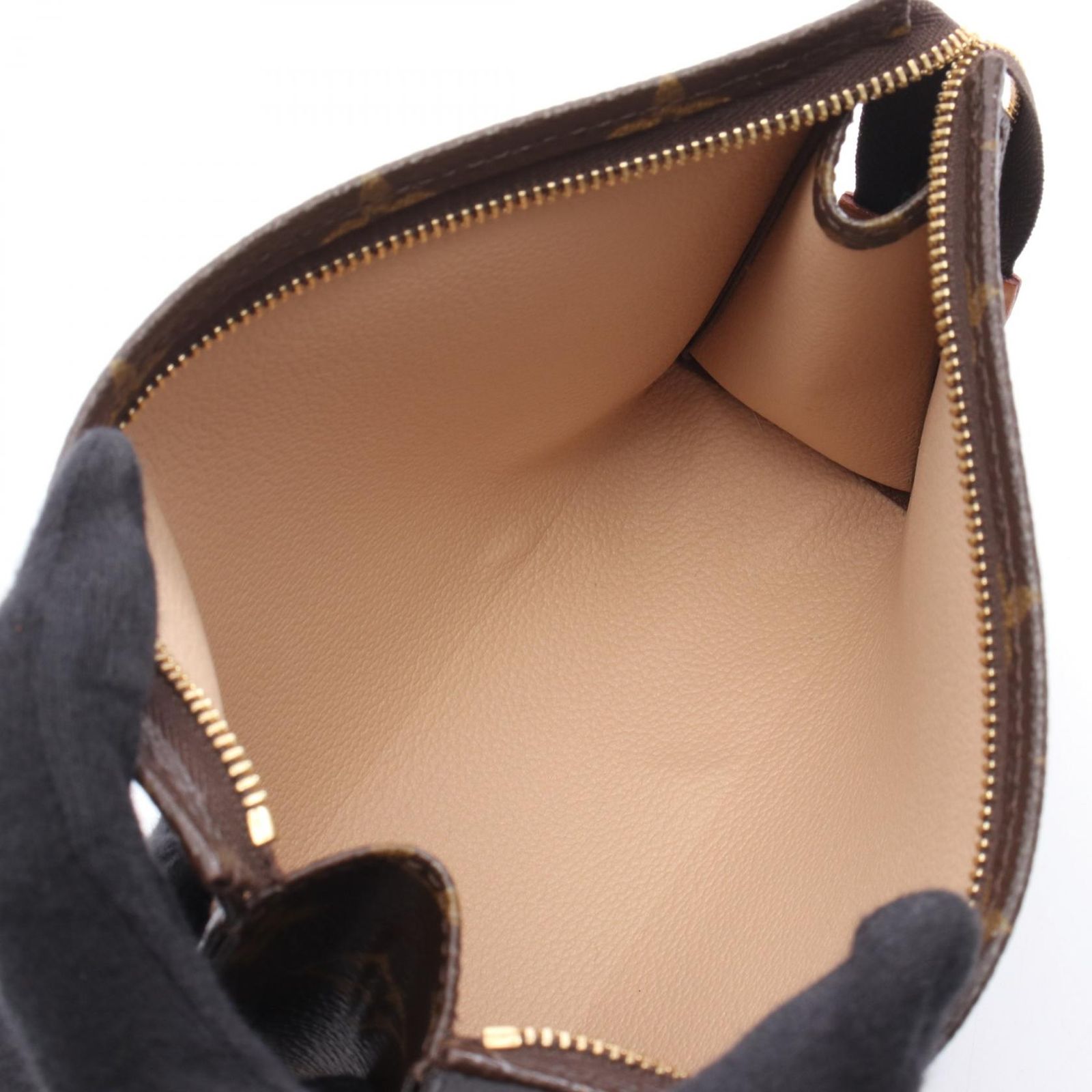 VUITTON ヴィトン ポッシュトワレット モノグラム ポーチ ルイ