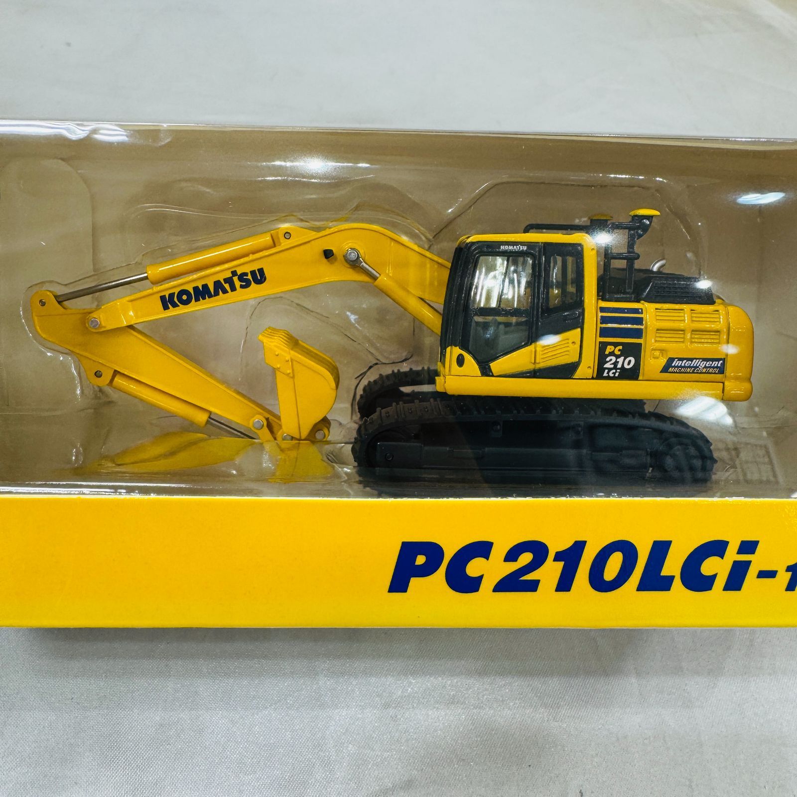A【非売品】KOMATSU コマツ 株主優待 ミニカー ミニチュアカー