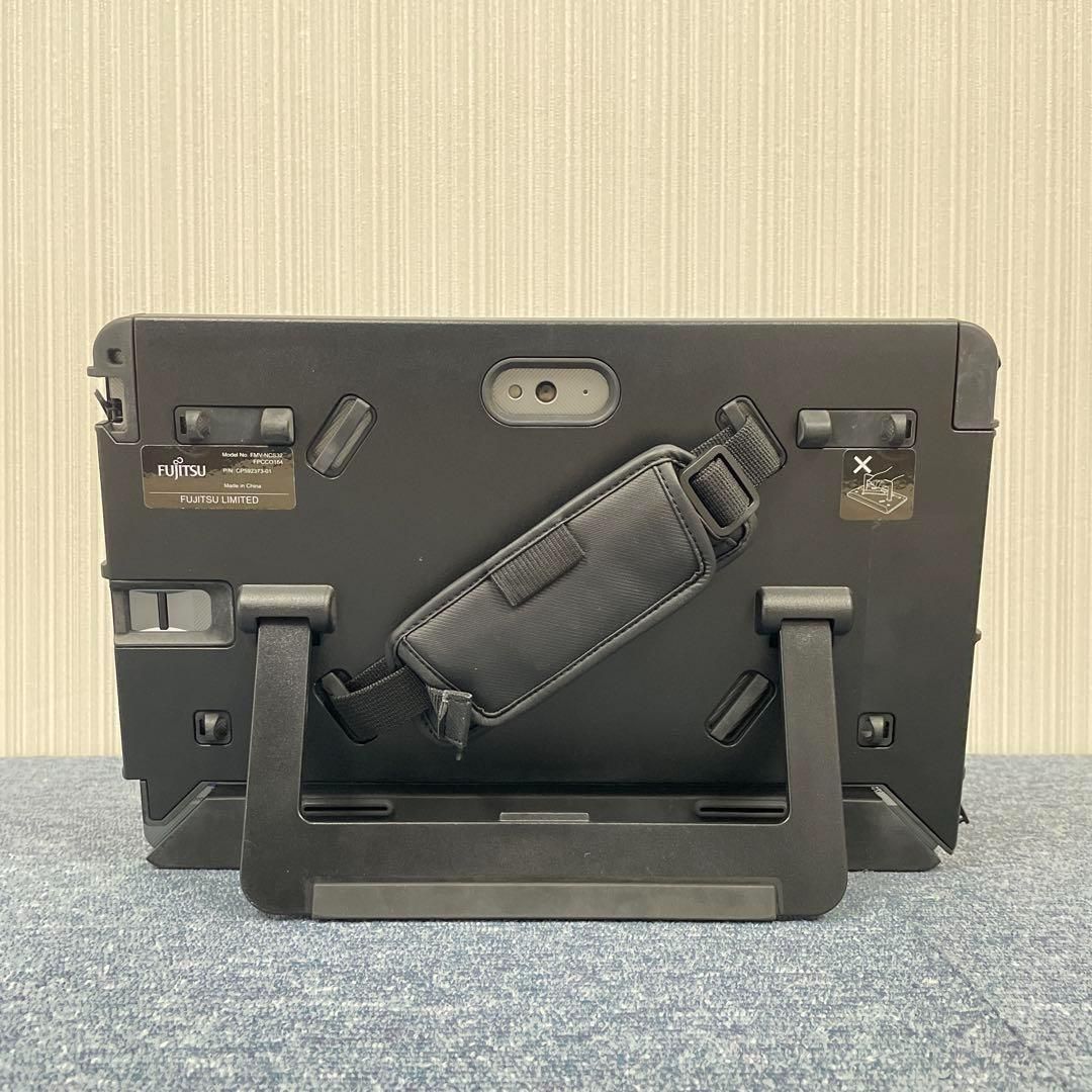 富士通 Windowsタブレット 爆速SSD搭載 WIFI - メルカリ