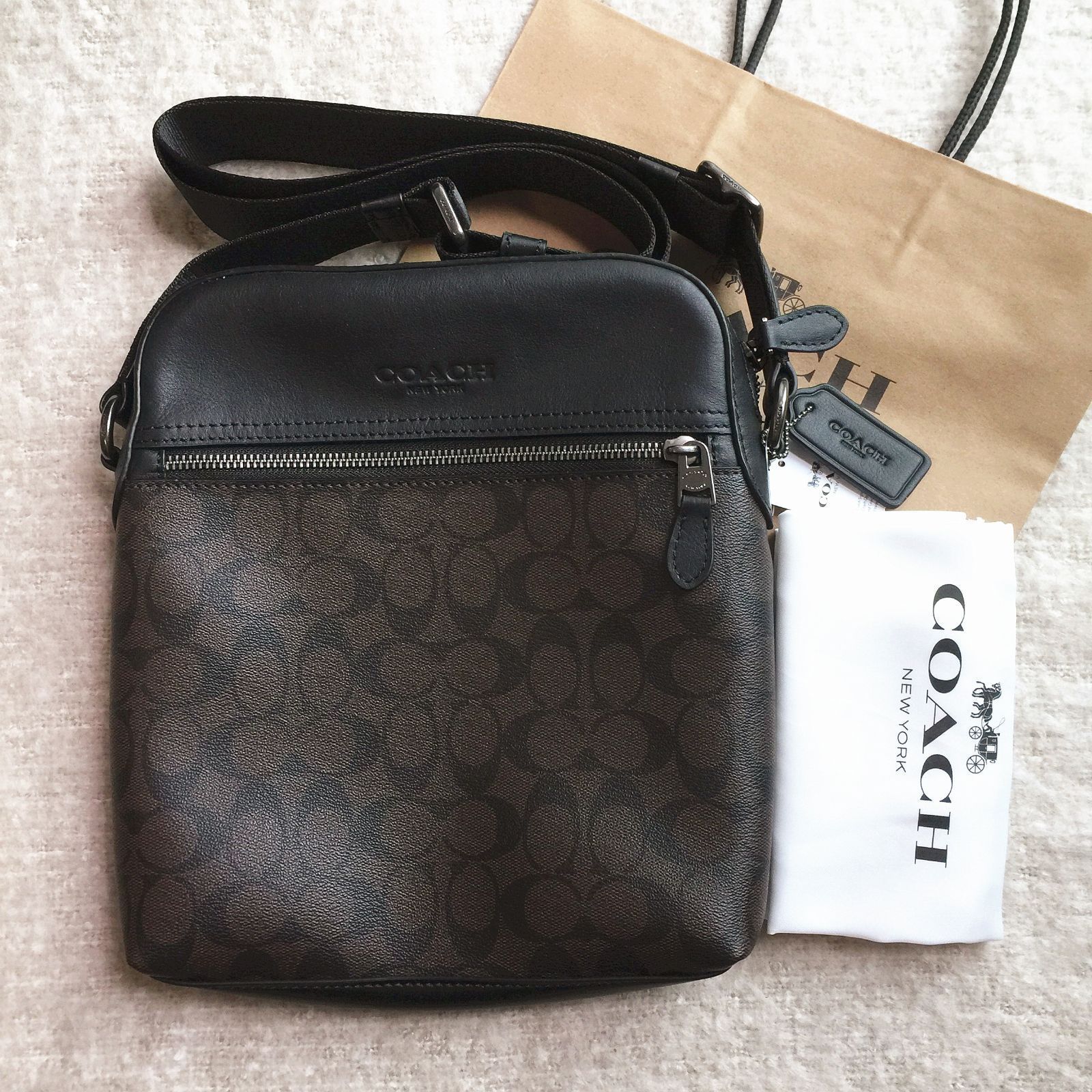 コーチバッグ＞COACH/コーチバッグ ショルダーバッグ F73336 ブラウン×ブラック クロスボディー ショルダーバッグ フライトバッグ 斜めがけ バッグ アウトレット品 紙袋付属 新品未使用 - メルカリ