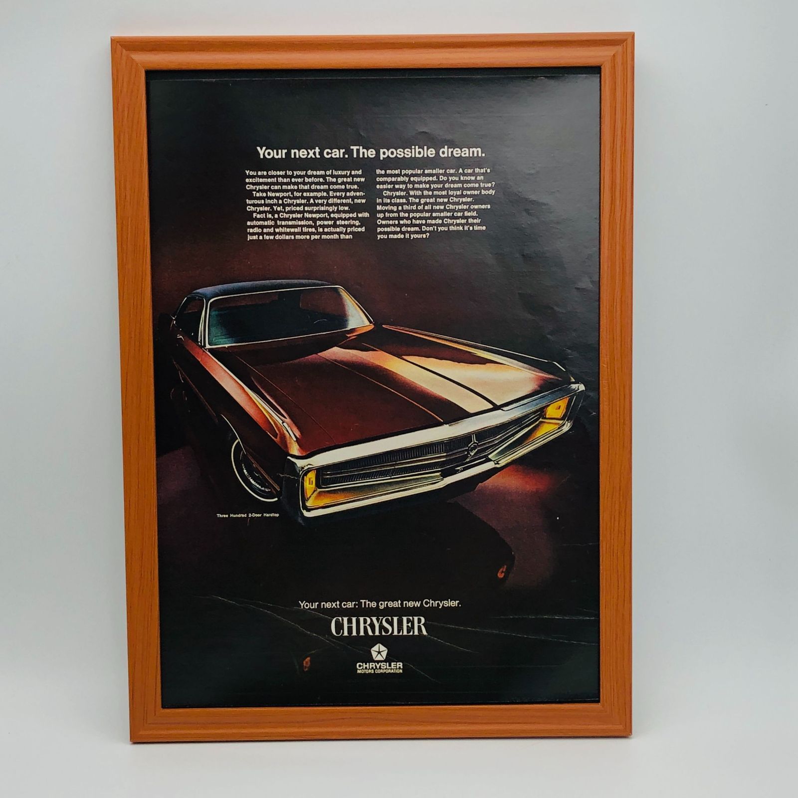 ビンテージ 広告　ポスター　『 クライスラー 自動車 レトロ　(Chrysler) 』 1960's　額付　※当時物　オリジナル アメリカ 輸入雑貨　 ヴィンテージ　雑誌　アドバタイジング 　アートフレーム　 レトロ　( AZ2107 )