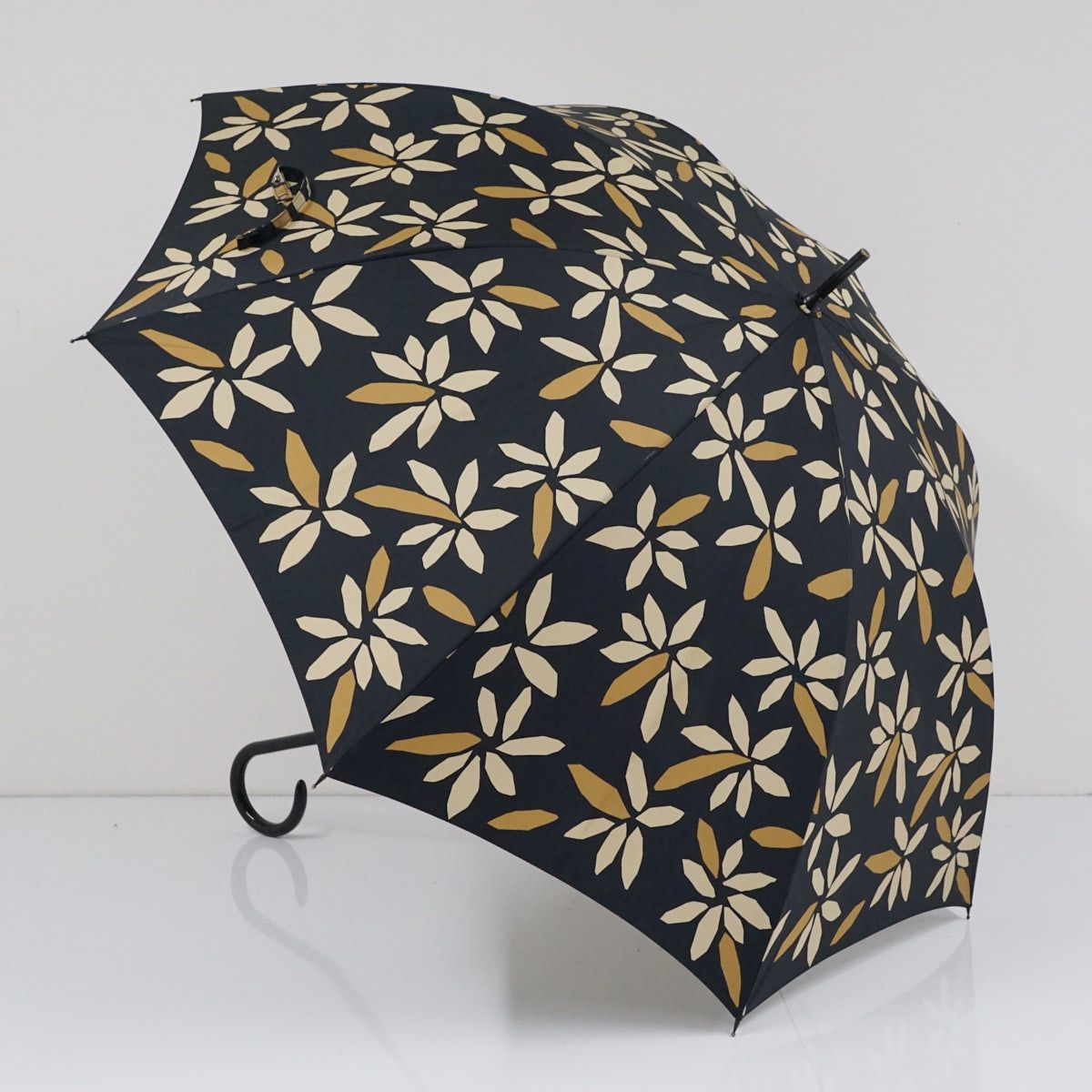 新品　未使用品　シビラ　レディース傘　花柄 Sybilla（傘）のフリマアイテム一覧