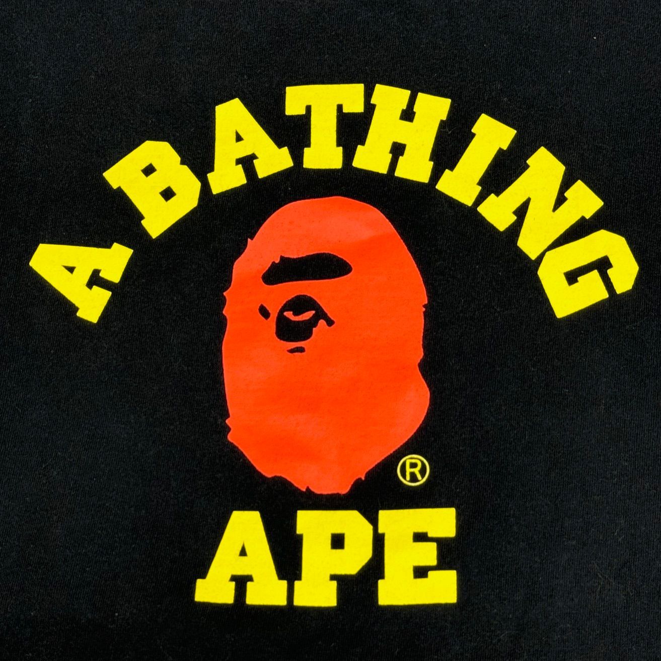 A BATHING APE ロゴプリントTシャツ 半袖 アベイシングエイプ