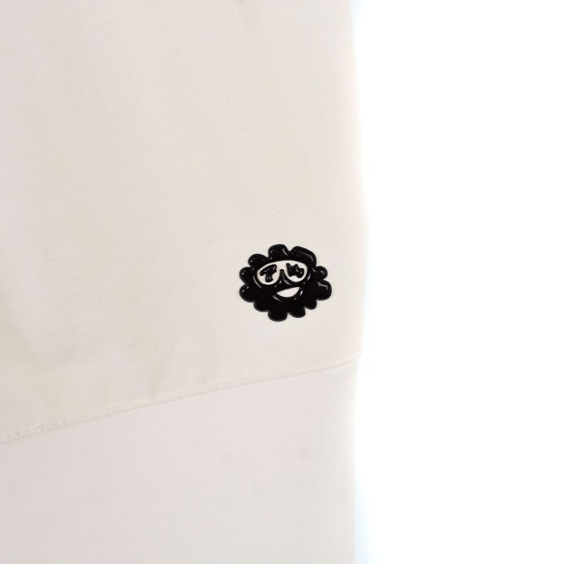 ピーダブリュサーキュラス　レディースゴルフパンツ　白　サイズ1 新品未使用品 ピーダブリュサーキュラス レディースゴルフパンツ 白 サイズ1 新品未