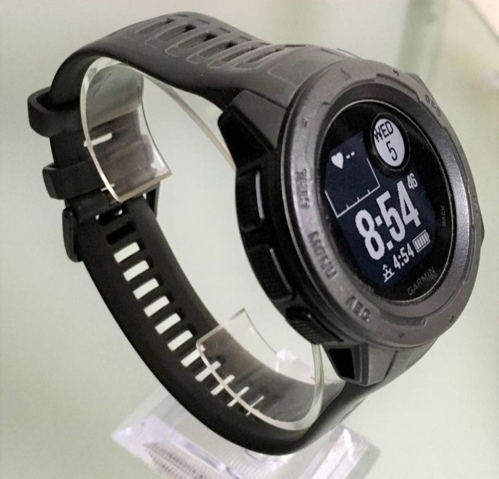 ☆稼動品☆GARMIN ガーミン☆INSTINCT☆タフネス GPSウォッチ☆MIL-STD