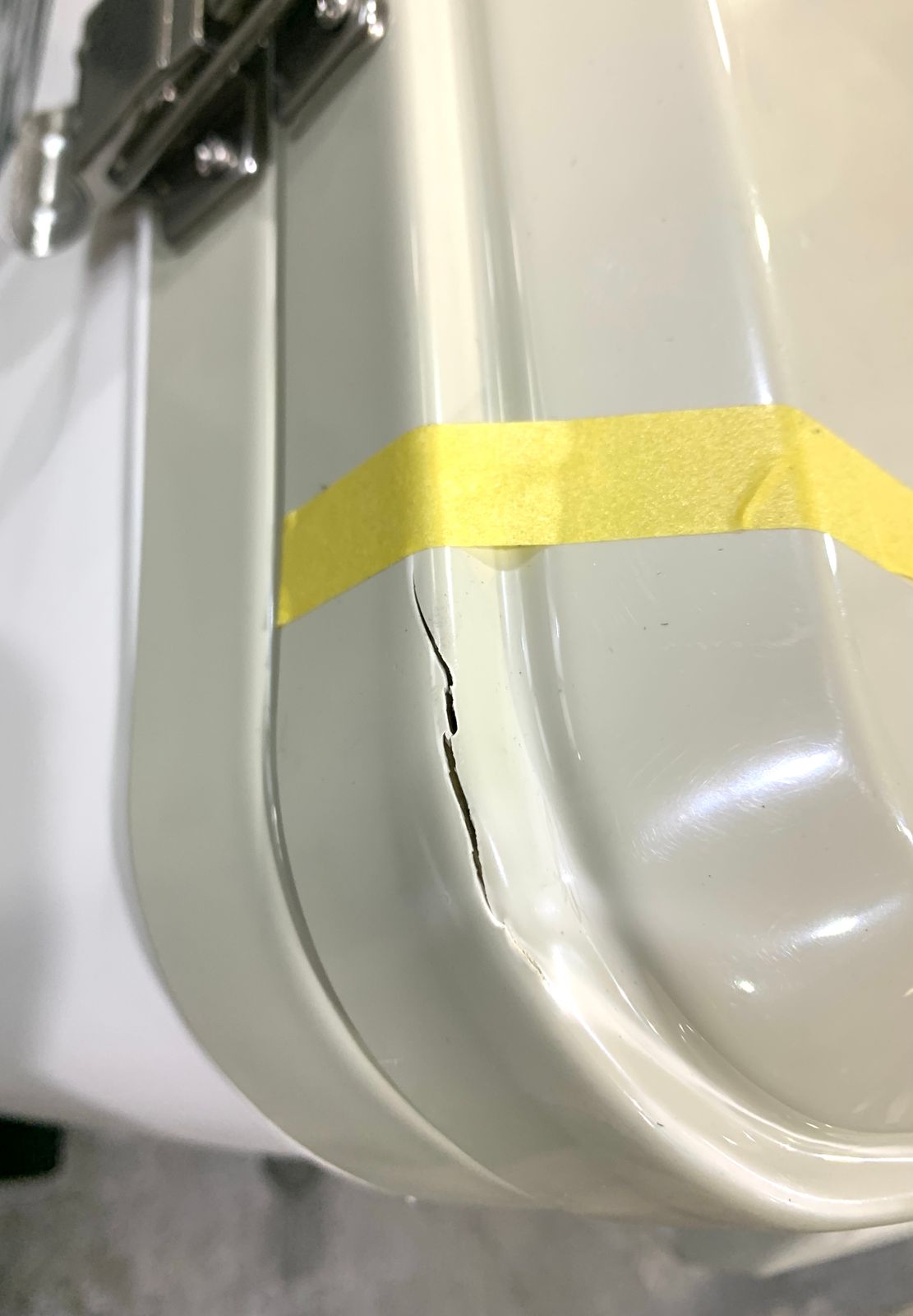 LEISURE クーラーボックス