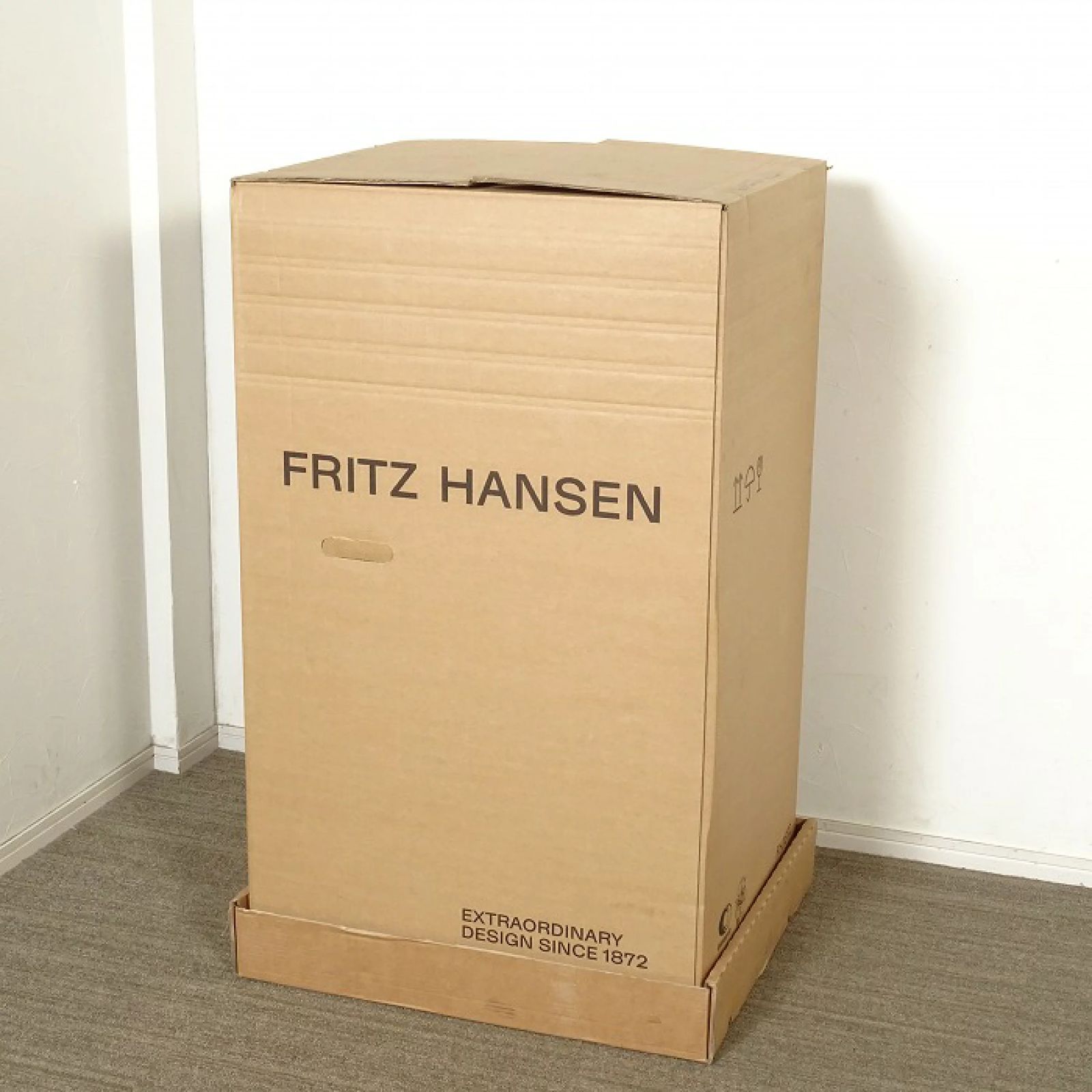 ◾︎SELUNO◾︎ FRITZ HANSEN フリッツハンセン SEVEN CHAIR セブンチェア フルパディング エッセンシャルレザー ブラック 17万 v713
