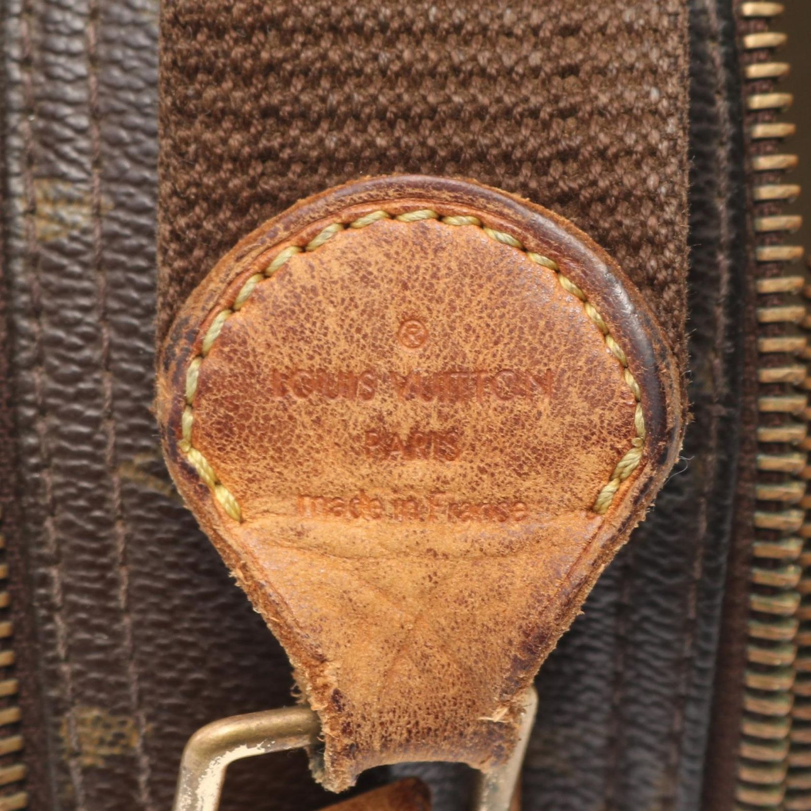 VUITTON ルイ