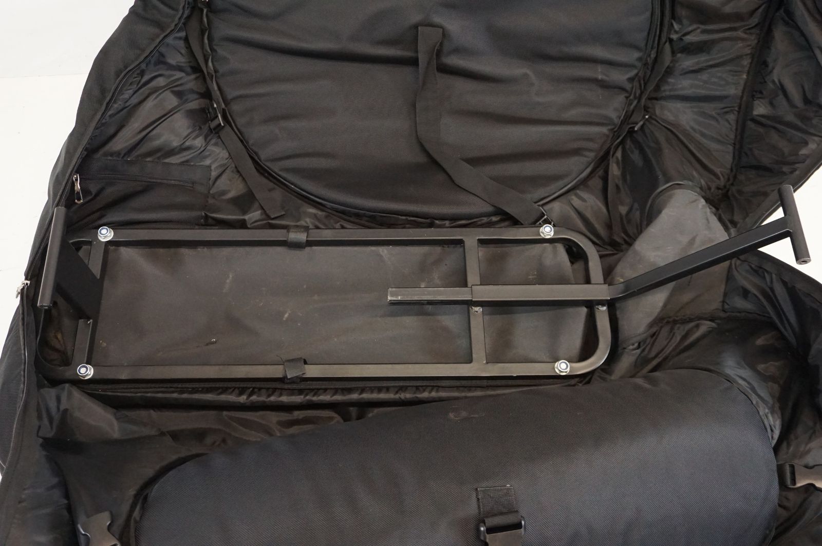 エアロコンフォートプラス 輪行バック