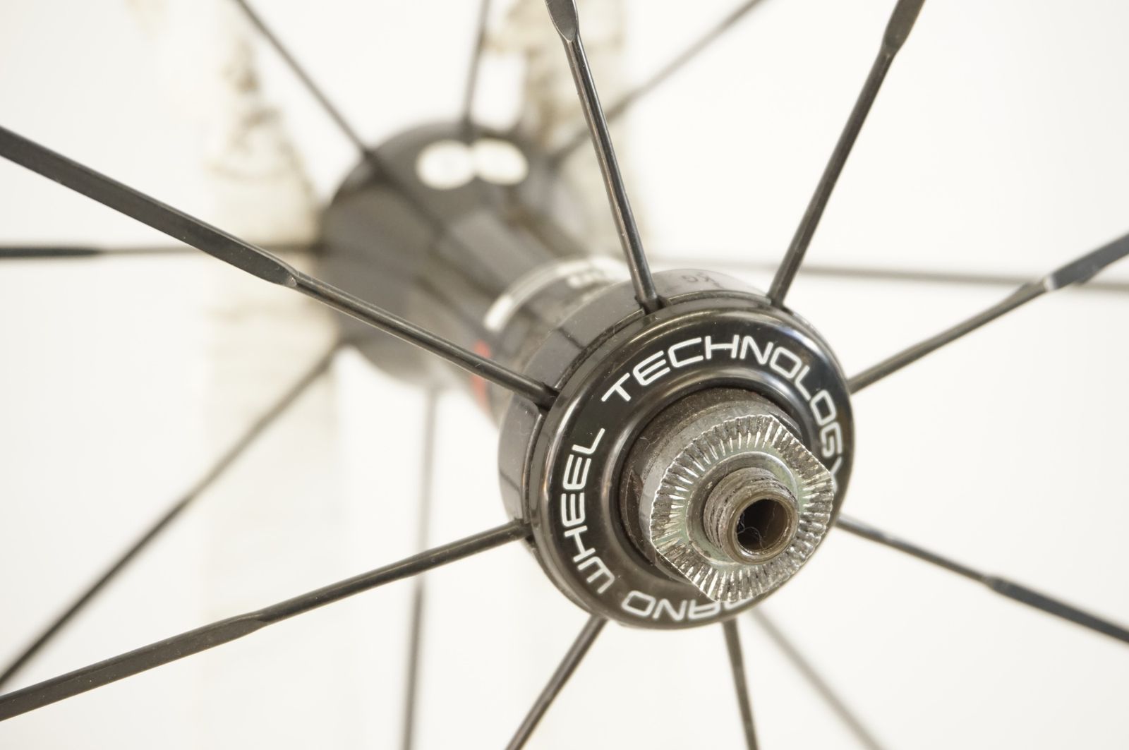 SHIMANO RS30 10sフリー アルミホイール Amazon | SHIMANO(シマノ) WHEEL WH-RS770-C30 ロードDISC