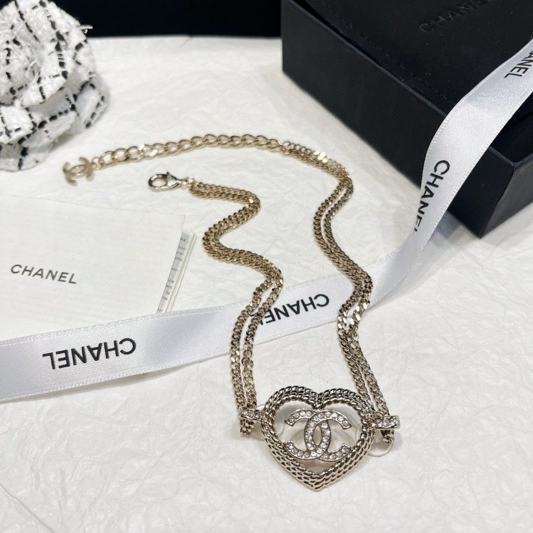 今日特価】CHANEL ヴィンテージ アルファベットネックレス 送料