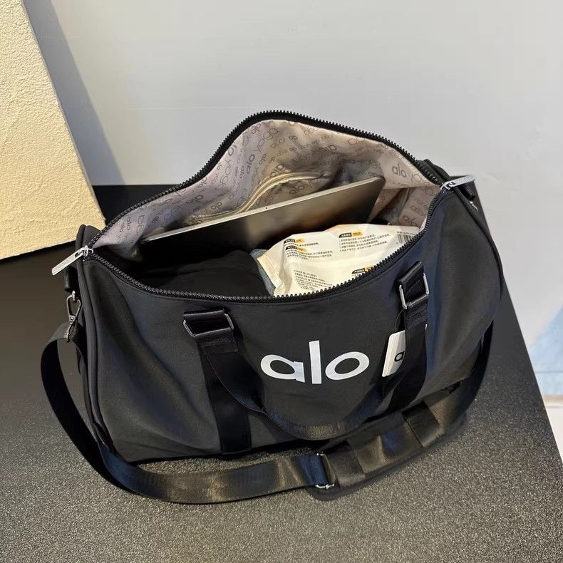 alo 新品 トートバッグ 在庫有り！【ALO Yoga】人気のShopper TOTE BAG