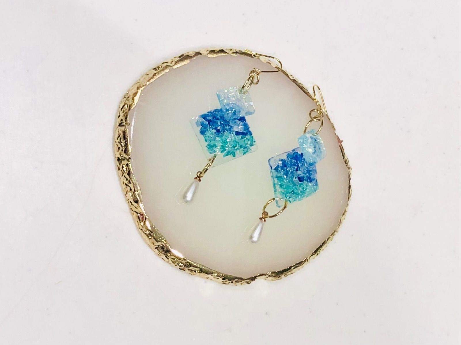 琉球ガラスと海とパール レジン アクセサリー ピアス パール - メルカリ