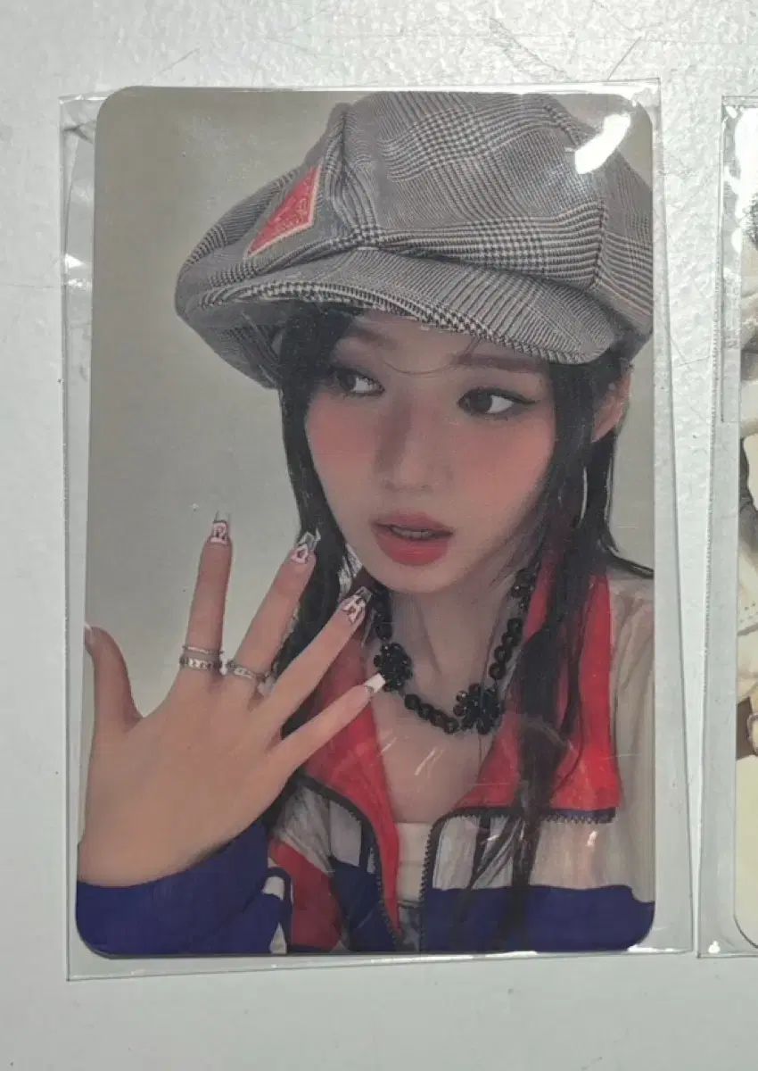 BABYMONSTER ローラ HotSauce サノク 特典 トレカ B BABYMONSTER アヒョン Hot Sauce 特典 限定 サノク トレカ