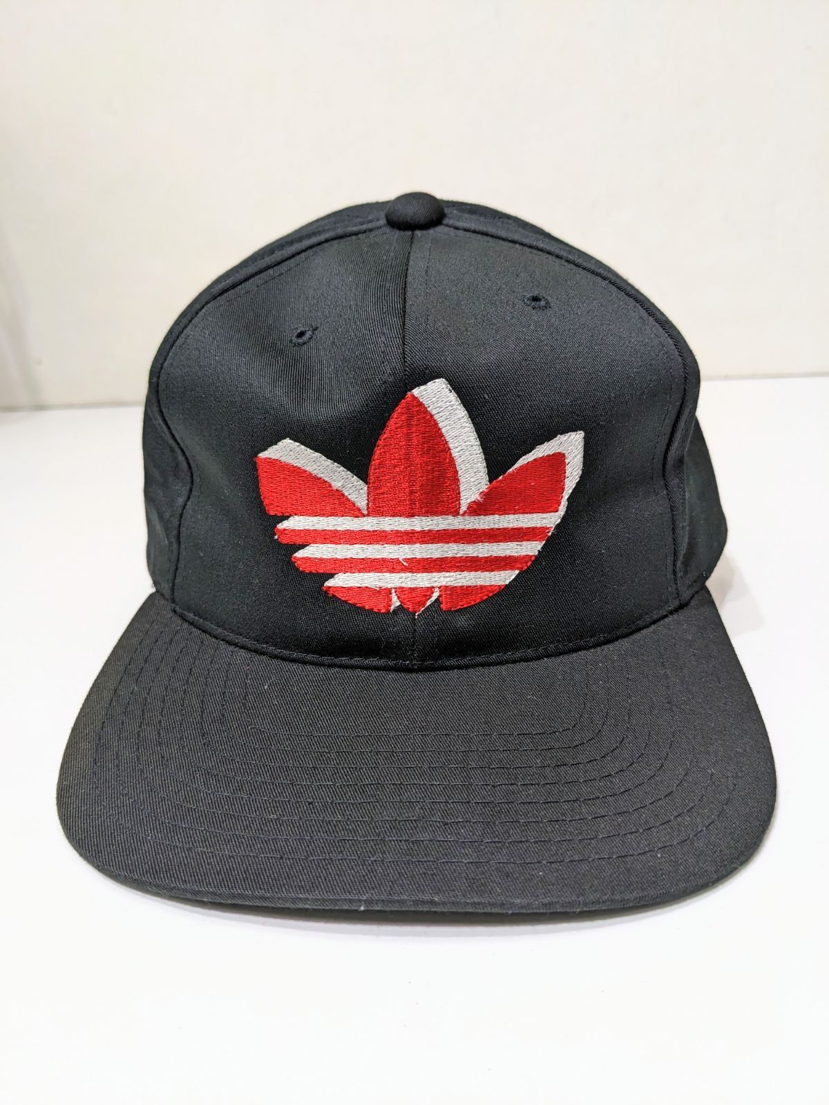 クーポンで半額☆2280円！ 00's adidas キャップ デサント製