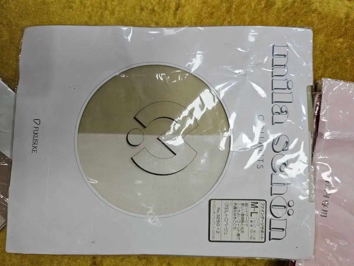 ストッキング 母音展