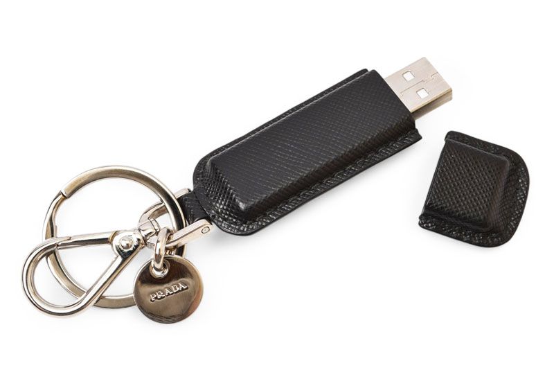 プラダ キーリング|キーホルダー PRADA USBメモリー4GB サフィアノ ブラック 2ARA21