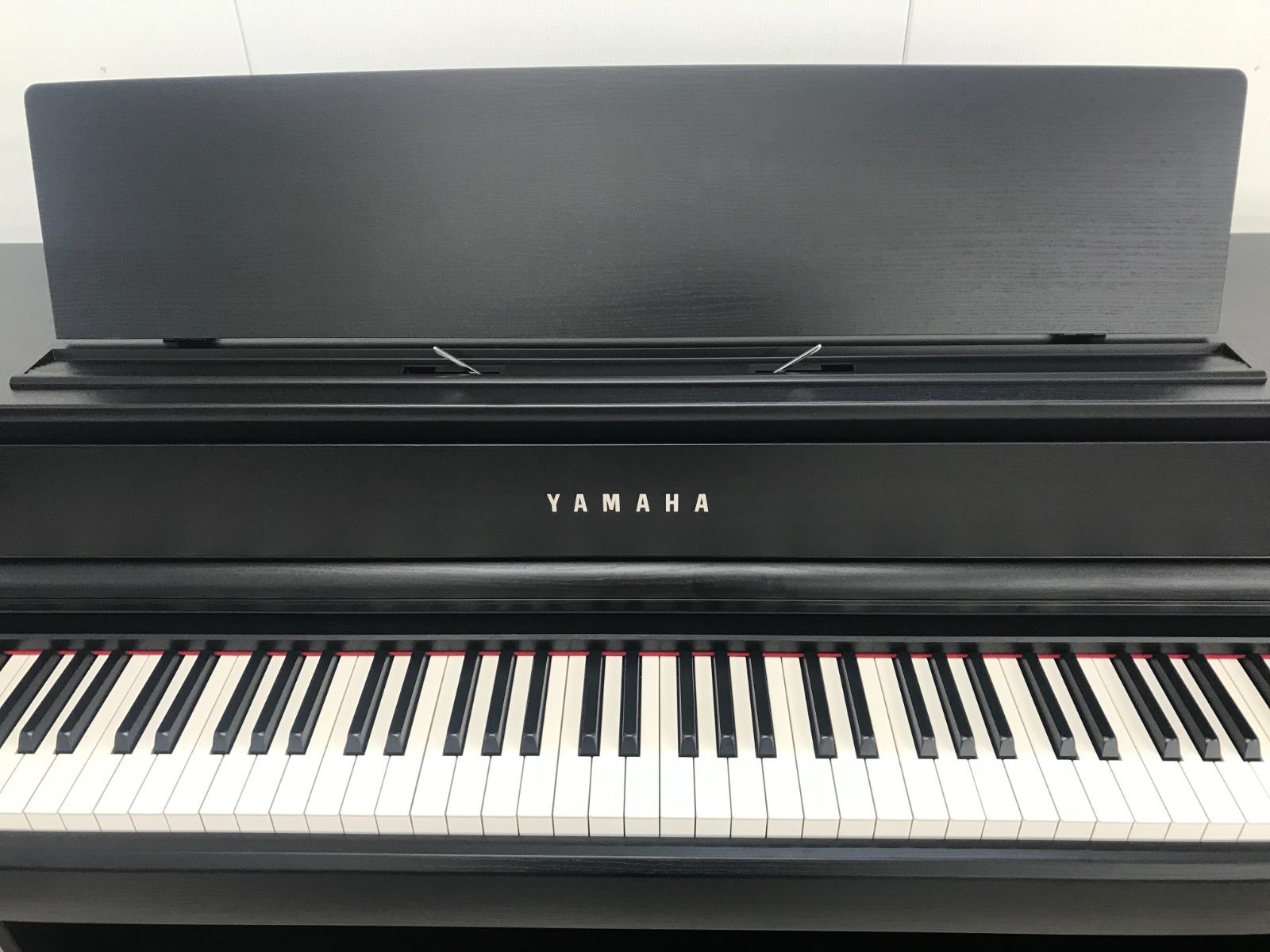 乙三★70677【電子ピアノ】YAMAHA　CLP875B　24年製 ☆70677【電子ピアノ】YAMAHA CLP875B 24年製 - メルカリ