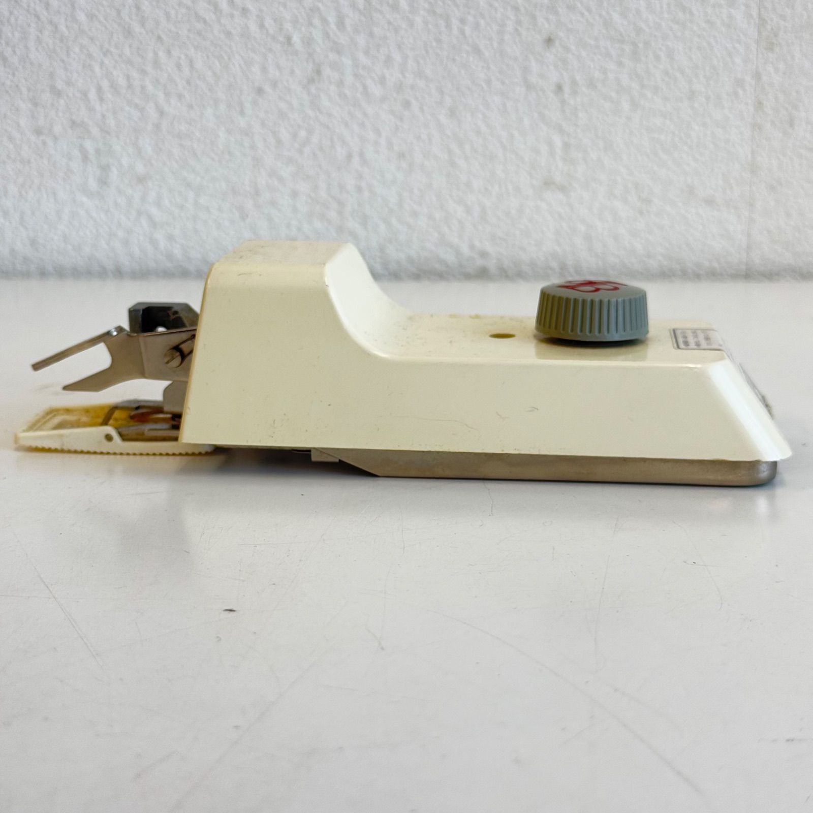 ケース・取説付】MODEL B-6 ボタン穴かがり 職業用 ミシン用ボタン 