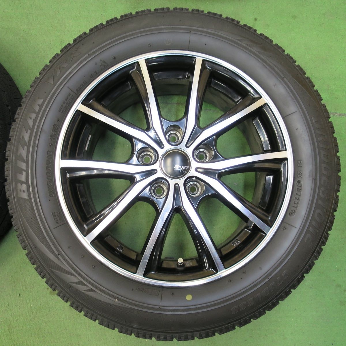 4本価格☆スタッドレス 205/60R16 ブリヂストン ブリザック VRX 4本価格☆スタッドレス 205/60R16 ブリヂストン ブリザック VRX