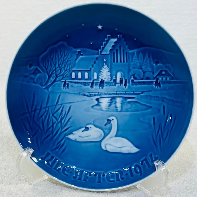 【中古】BING＆GRNDAHL CHRISTMAS PLATE　ビングオーグレンダール　クリスマスプレート1974年『村のクリスマス』