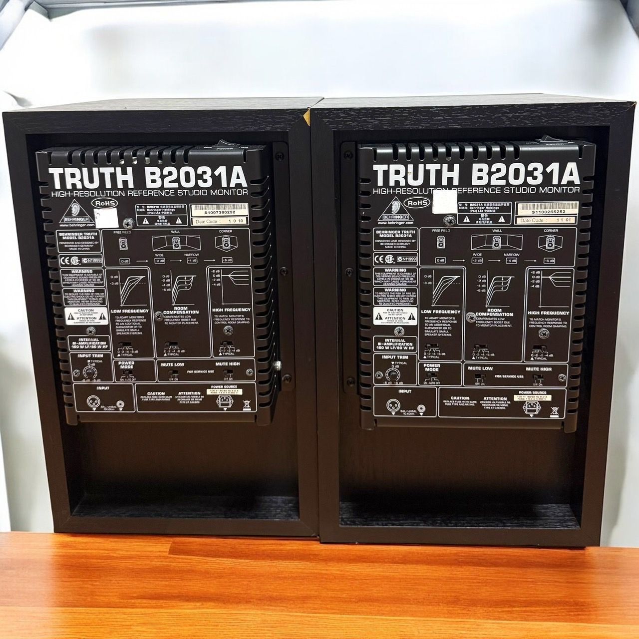 ☆良品 ベリンガー TRUTH B2031A パワードモニタースピーカー ペア ☆送料無料 良品 Behringer ベリンガー TRUTH B2031A 2Way
