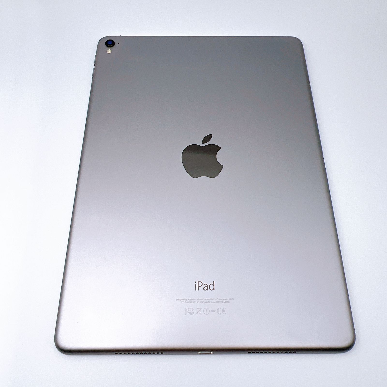 良品/大容量】iPad Pro 128GB Wi-Fiモデル【豪華特典付き】 - apple