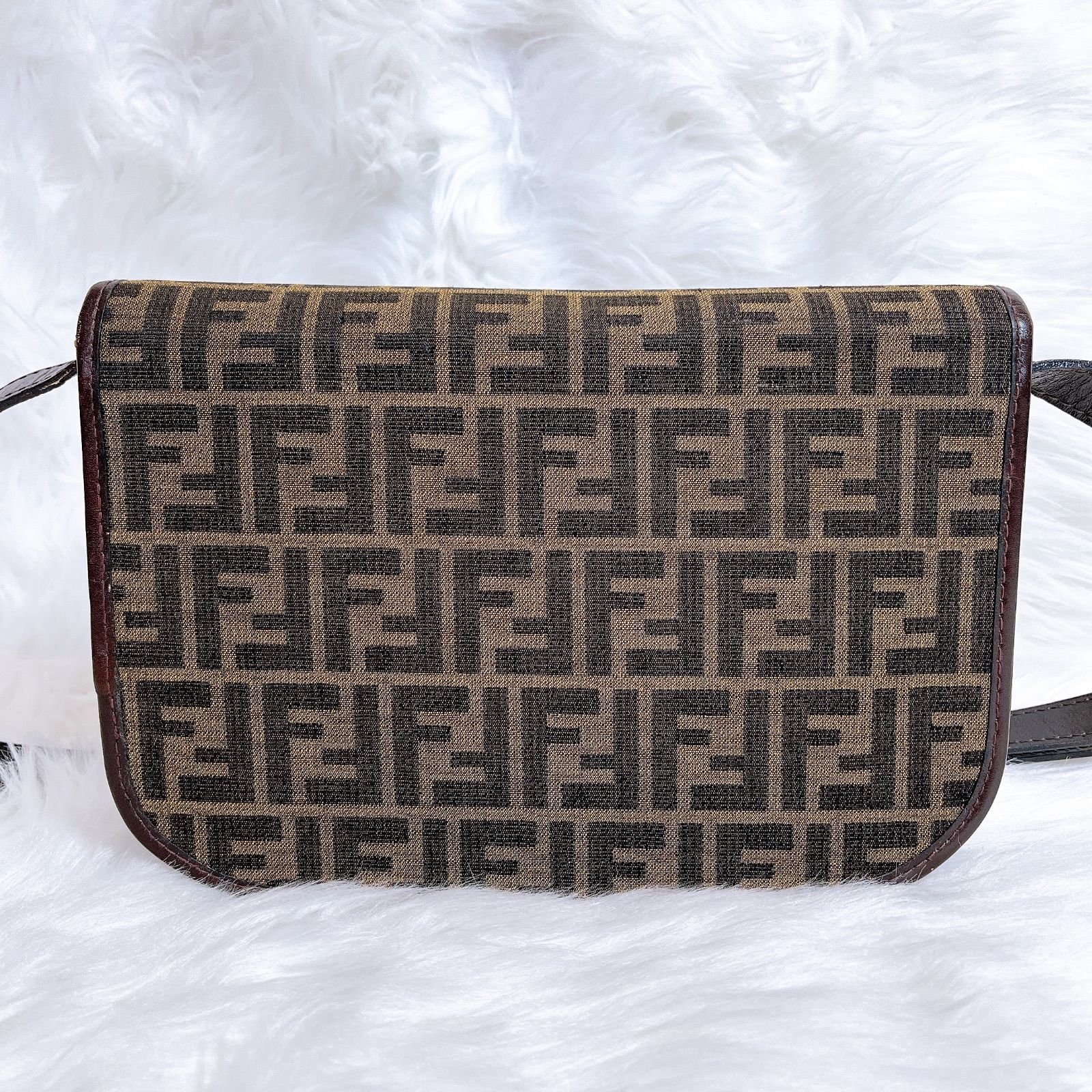 FENDI フェンディ ズッキーノ ズッカ ショルダーバッグ ブラウン 楽天市場】【バッグ】FENDI フェンディ ズッキーノ ズッカ柄