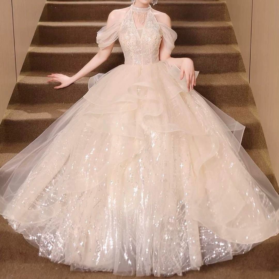 お花のデザインが可愛い フリルスカートのイブニングドレス - メルカリ