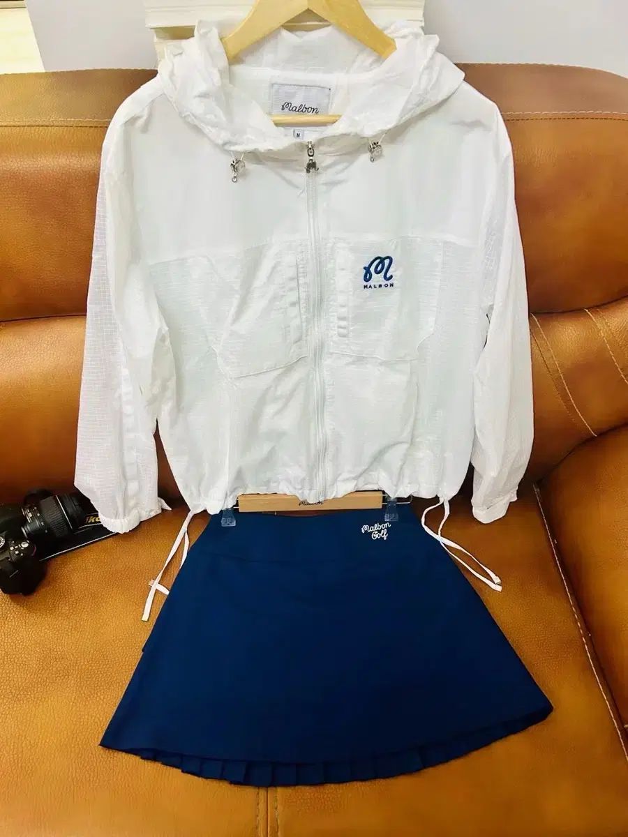マルボンゴルフ　レディース　ジャケット　タグあり MALBON マルボーンゴルフウェア 女性用夏用ウインドブレーカー 超軽量