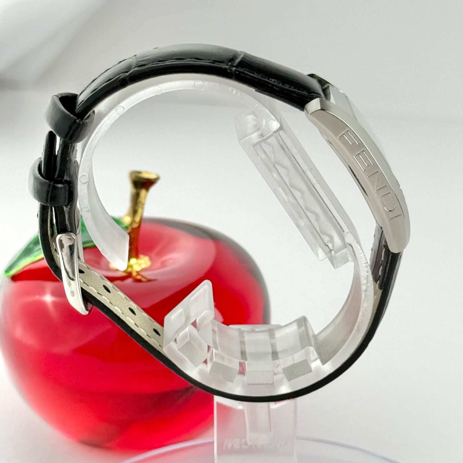 フェンディ 7000L オロロジ 新品ベルト 新品電池 レディース 腕時計865