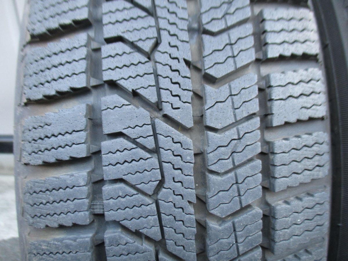 155 65R14 75Q トーヨータイヤ OBSERVE GIZ2 スタッドレス 製 4本 T59580804 インボイス領収書発行