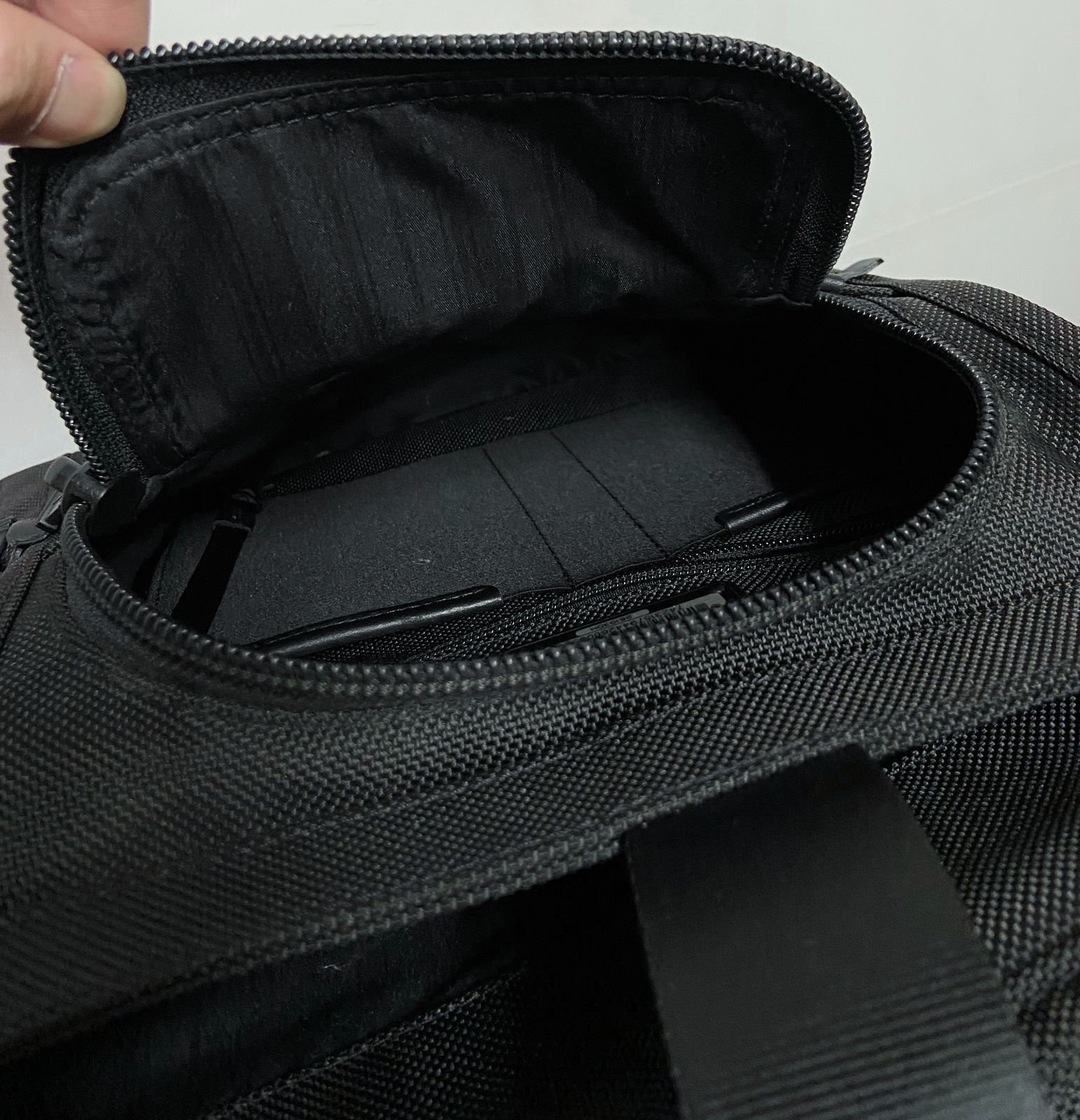 TUMI｜トゥミ ALPHA アルファ キャリーバッグ ブリーフバッグ 26103DH 2輪 ナイロン 機内持込可 エクスパンダフル OTB