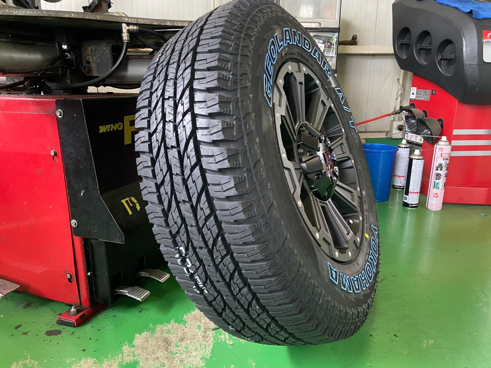 デリカD5 エクストレイルT31/T32 クロスロード RAV4 CX5 タイヤ