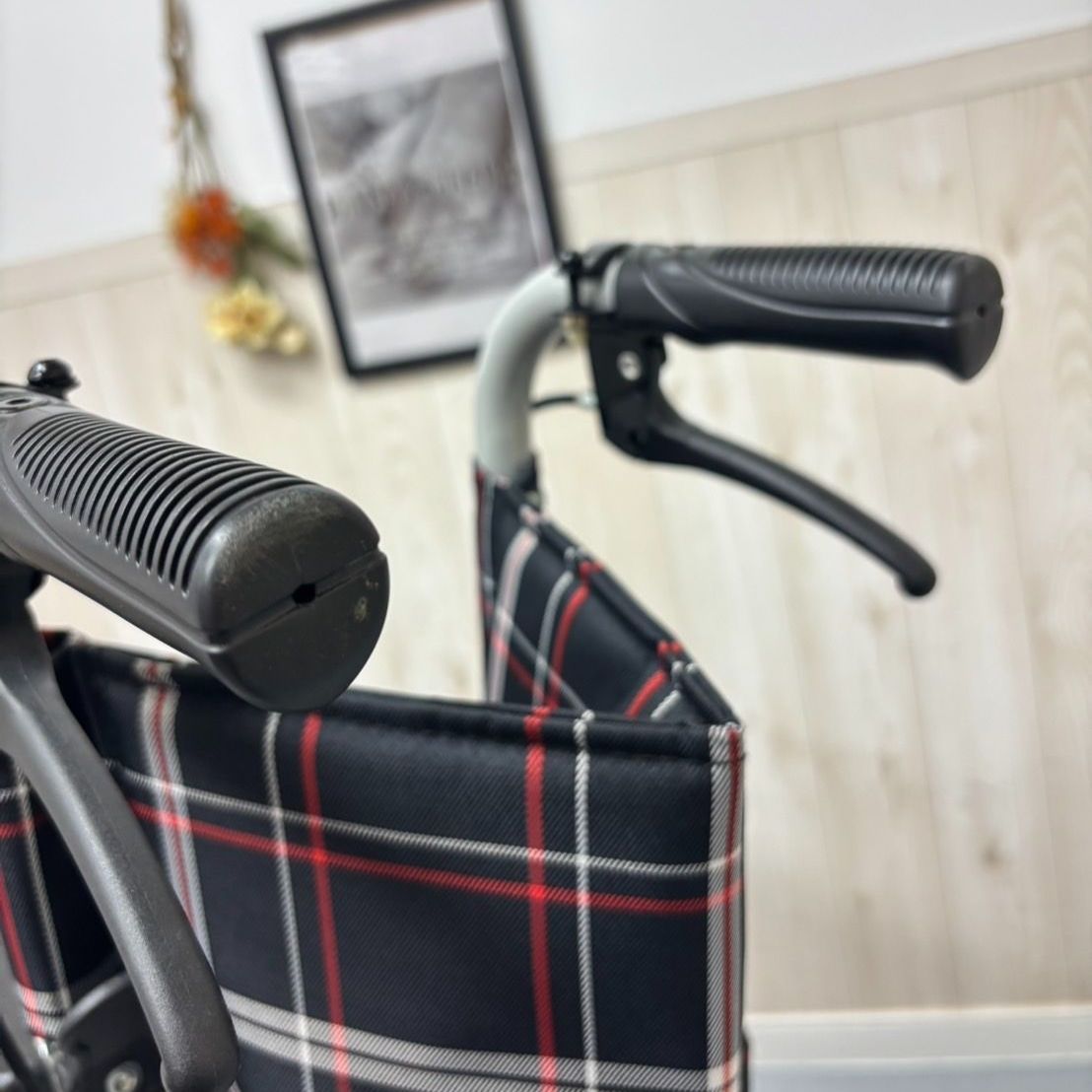 車椅子 介護用品