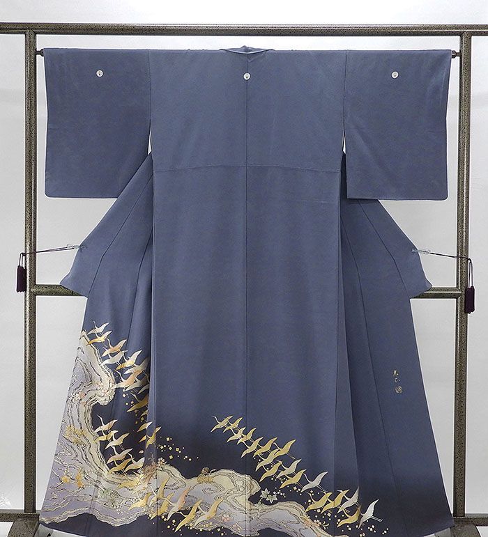 色留袖 正絹 金彩友禅 和田光正作 舞鶴四季花模様 身丈159cm 裄丈65cm 丸に抱茗荷 三つ紋 リサイクル 着物 フォーマル 結婚式 披露宴 f4016