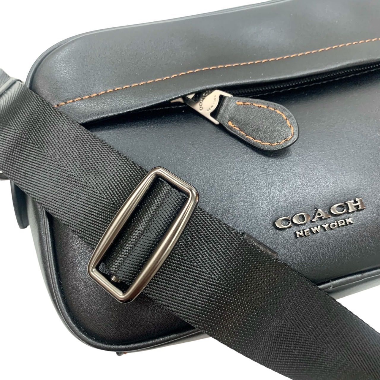 未使用上美品⭐️コーチ COACH】 グラハム クロスボディー 斜め掛け 