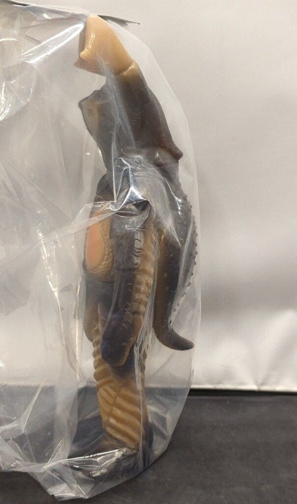 マルサン 世紀の大怪獣 ゼットン350 Glitter Ver.