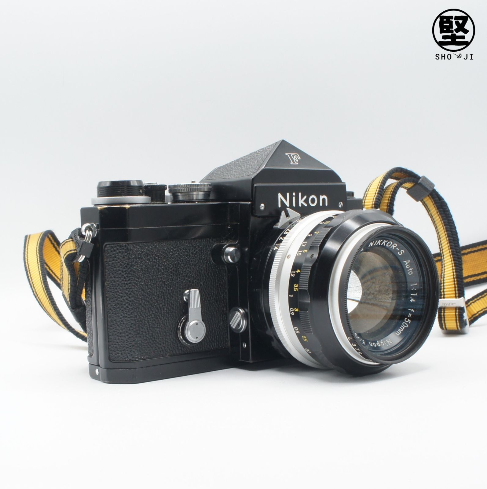 稀少完動品】Nikon F 黒アイレベル 富士山マーク シリアルF670 付属品多数 作例あり - メルカリ