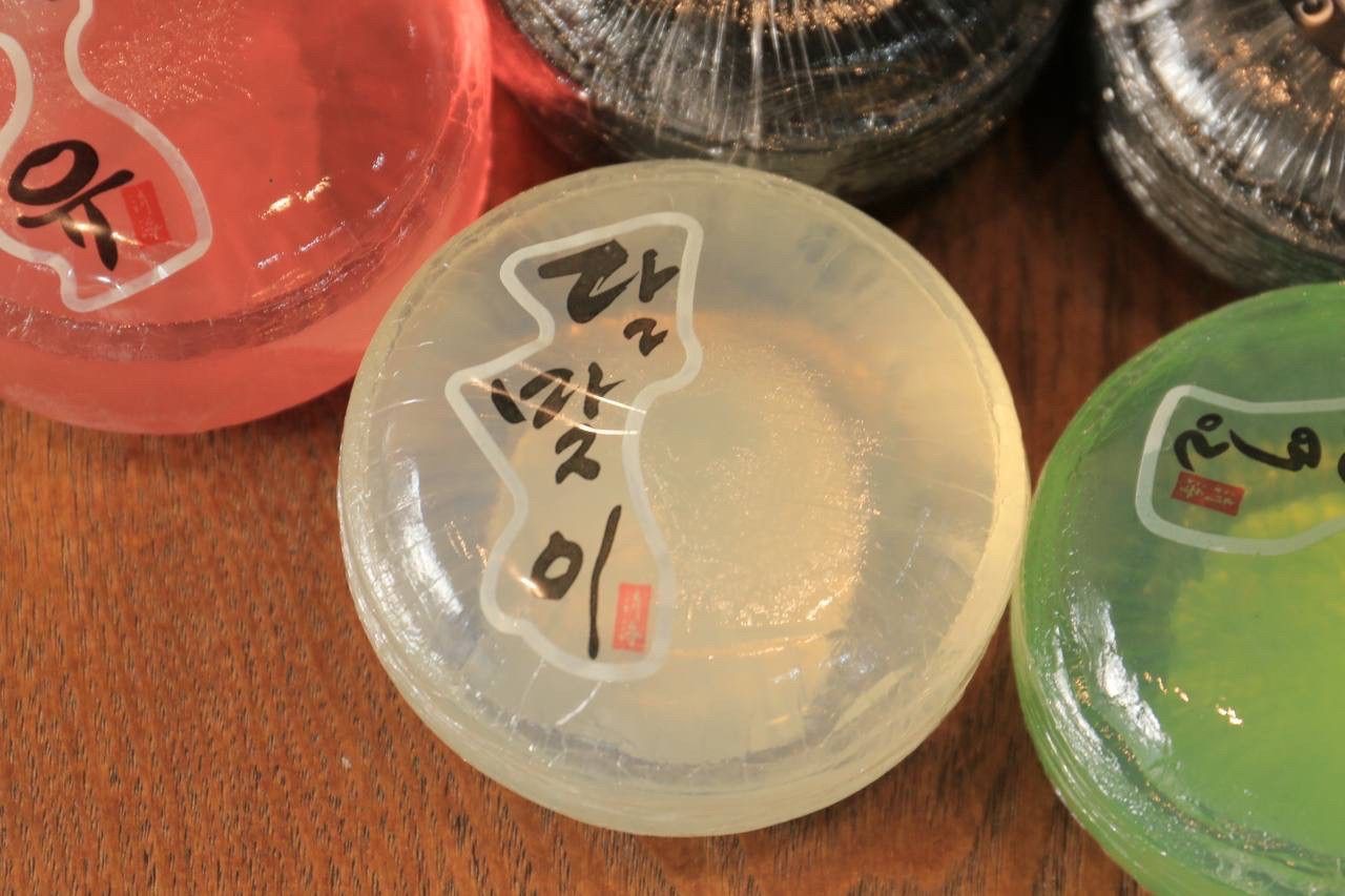 韓国 天然薬草再生石鹸 【白】月見ソープ K 【公式通販】