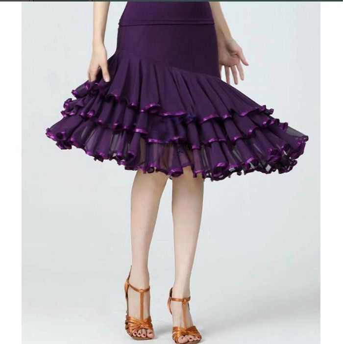 ダンスズカ様 スカートKRSK892 | 社交ダンス タカダンス レッスンウェア 練習着