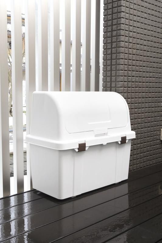 BOX