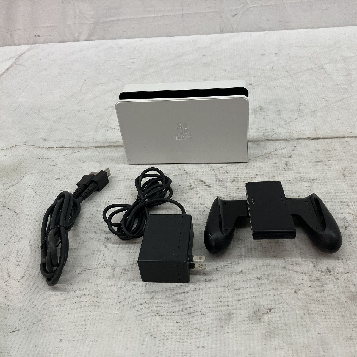 任天堂 Switch HEG-001 有機EL ゲーム機 家庭用 スイッチ