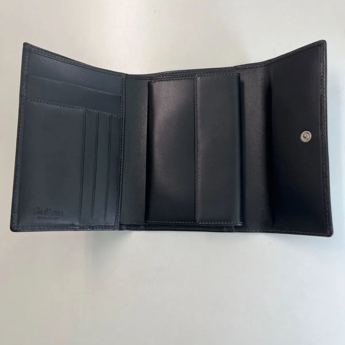 RitaBotta（リタボッタ）折財布/黒￥23000→￥6500 インテリア小物 本革/おしゃれ/RitaBotta(リタボッタ)折財布/黒
