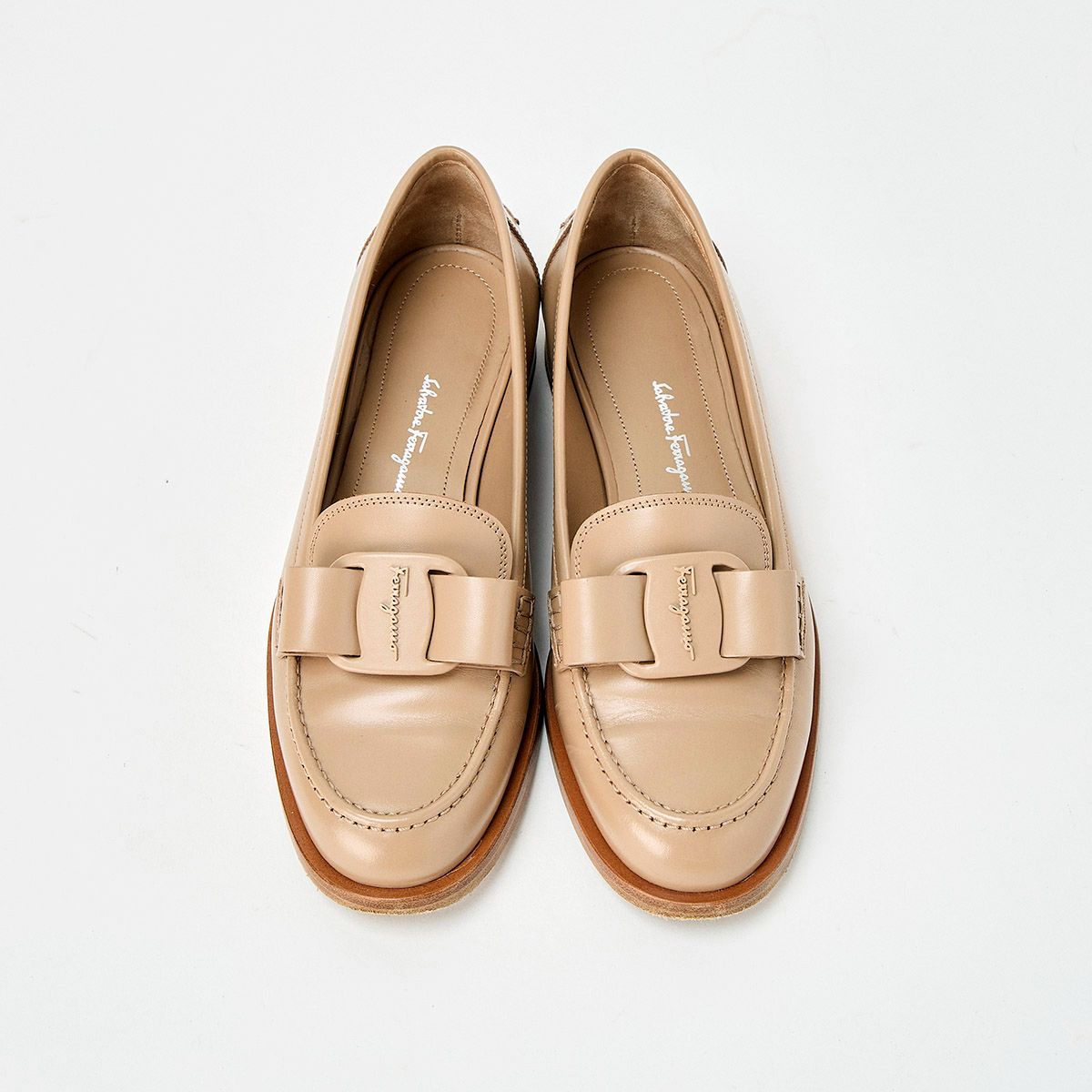 Salvatore Ferragamo ヴァラ ローファー 6 1/2 ピンクベージュ レザー