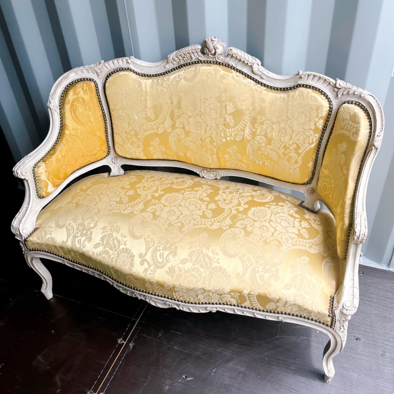 取付無料！ロココ調 姫系猫脚おしゃれアンティーク レモンイエロー2Pソファ✨ 取付無料！ロココ調 姫系猫脚おしゃれアンティーク レモンイエロー2P