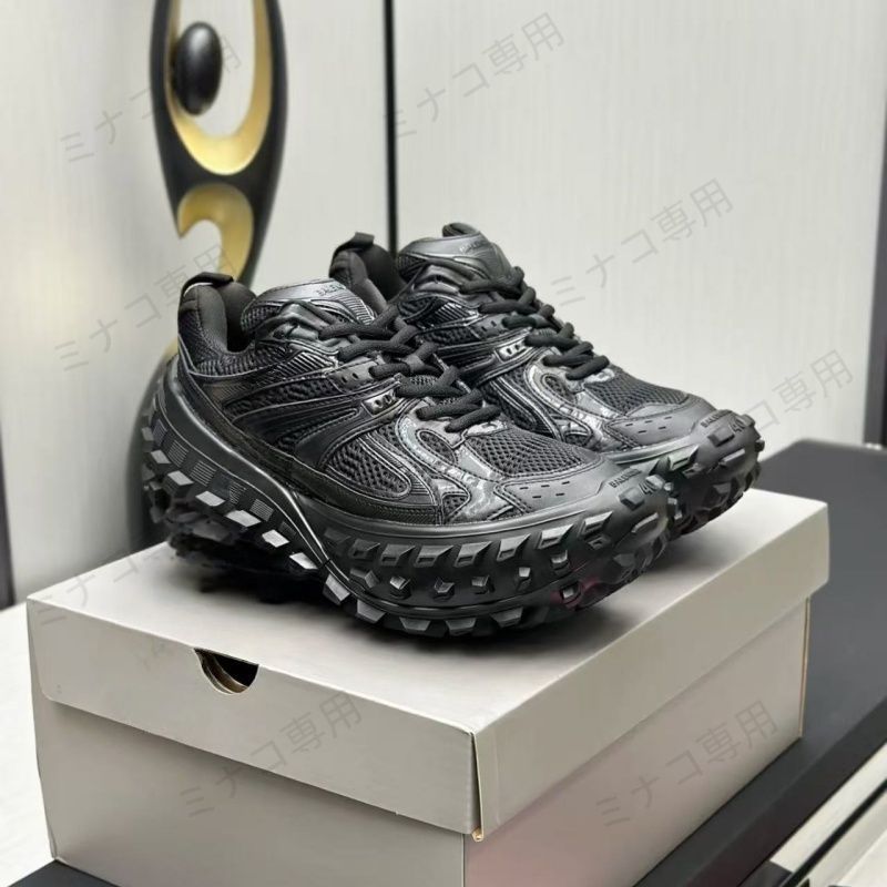 BALENCIAGA Bouncer (Defender) Sneaker バレンシアガ